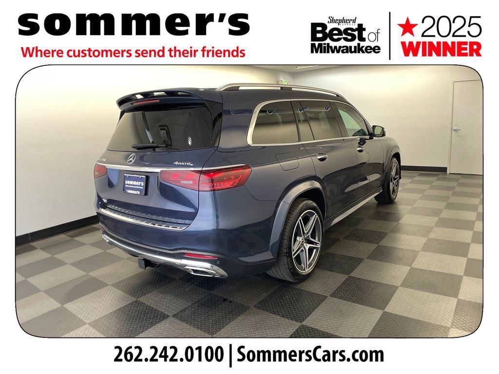 Used 2025 Mercedes-Benz GLS 450 4MATIC image 5