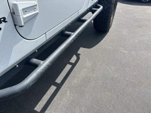 Used 2012 Jeep Wrangler Unlimited Sport image 27