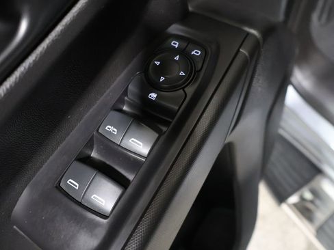 Used 2021 Chevrolet Silverado 1500 Custom w/ Safety Confidence Package image 15