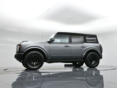 Used 2023 Ford Bronco Outer Banks image 53