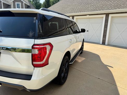 Used 2021 Ford Expedition XLT AWD/4WD image 36