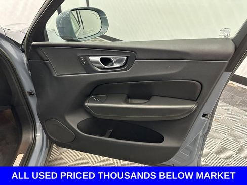 Used 2023 Volvo XC60 B5 Core AWD/4WD image 16