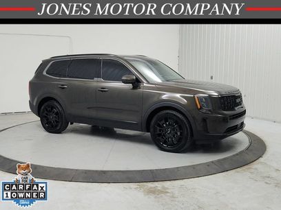 Used 2022 Kia Telluride EX w/ EX Premium Package