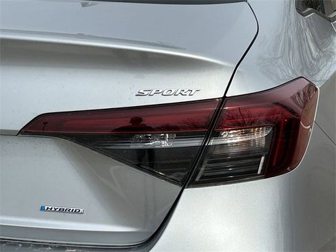Used 2025 Honda Civic Sport image 9