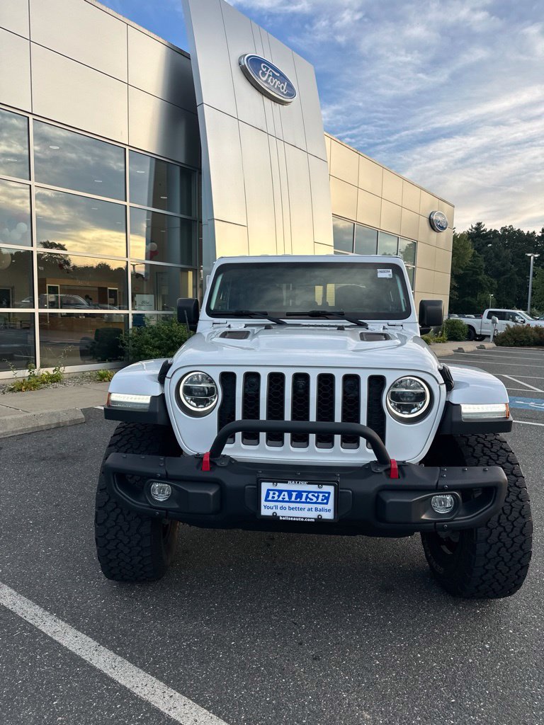 Used 2022 Jeep Gladiator Rubicon w/ LED Lighting Group AWD/4WD image 2