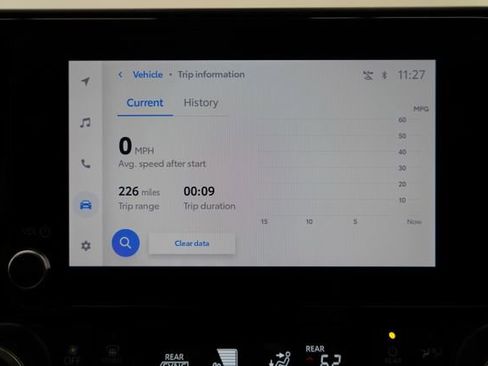 Used 2024 Toyota Highlander LE AWD/4WD image 35