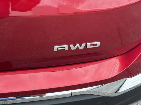 Certified 2022 GMC Terrain SLT AWD/4WD image 9