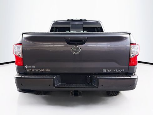 Used 2022 Nissan Titan SV w/ Accessory Utility Package image 7