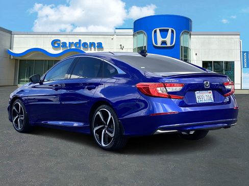 Used 2022 Honda Accord Sport image 4
