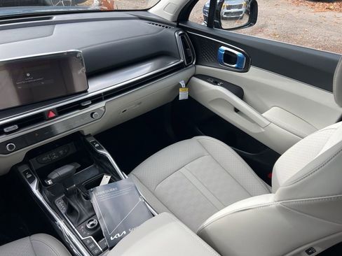 New 2026 Kia Sorento EX AWD/4WD image 12