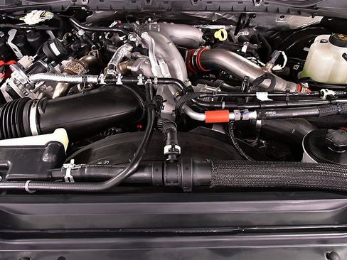 New 2025 Ford F250 Lariat w/ Lariat Ultimate Package image 37