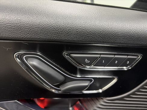 Used 2021 Lincoln Corsair AWD w/ Equipment Group 101A image 27