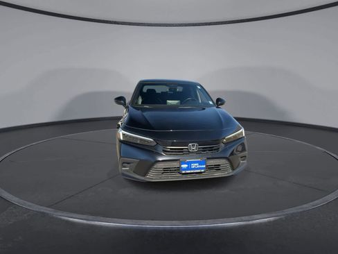 Used 2022 Honda Civic Sport image 2