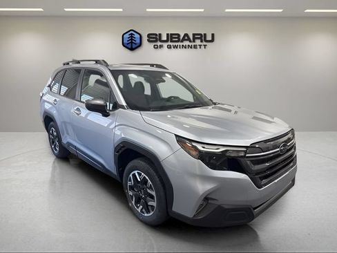 Used 2026 Subaru Forester Premium AWD/4WD image 5