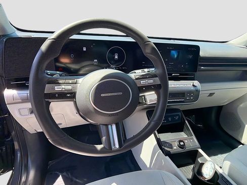 Used 2024 Hyundai Kona SEL FWD image 10