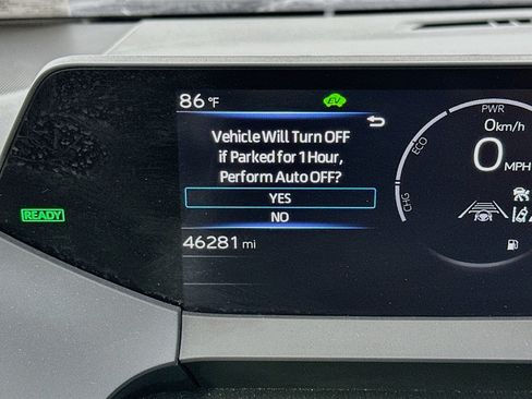 Used 2024 Toyota Prius LE FWD image 19