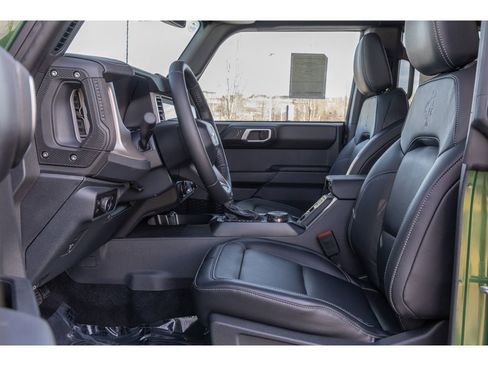 New 2025 Ford Bronco Outer Banks AWD/4WD image 15