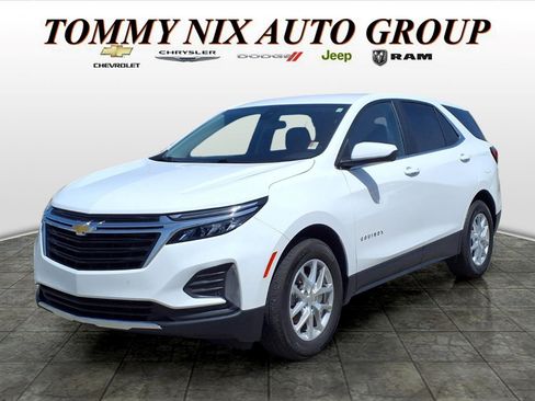 Used 2024 Chevrolet Equinox LT w/ LPO, Floor Liner Package FWD image 1