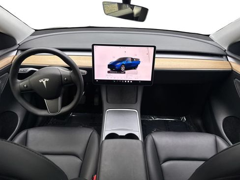 Used 2023 Tesla Model Y Long Range AWD/4WD image 56