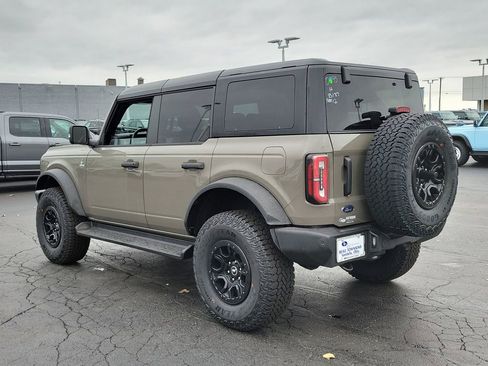 New 2025 Ford Bronco Outer Banks w/ Sasquatch Package image 6
