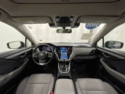 Used 2025 Subaru Outback Premium AWD/4WD image 16