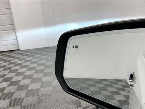 Used 2023 GMC Acadia Denali w/ Denali Ultimate Package image 33