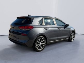 Used 2019 Hyundai Elantra GT w/ Style Package 02 video 3
