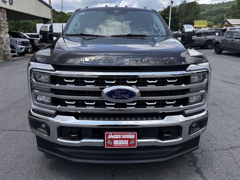 Used 2026 Ford F250 Lariat w/ Lariat Ultimate Package AWD/4WD image 3