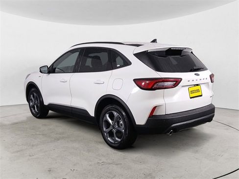 Used 2025 Ford Escape ST-Line Select image 3