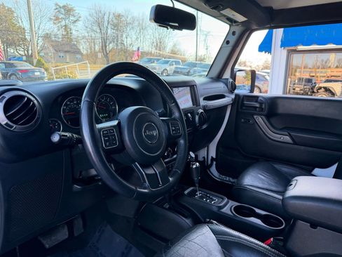 Used 2017 Jeep Wrangler Unlimited Sport w/ Quick Order Package 24S image 10