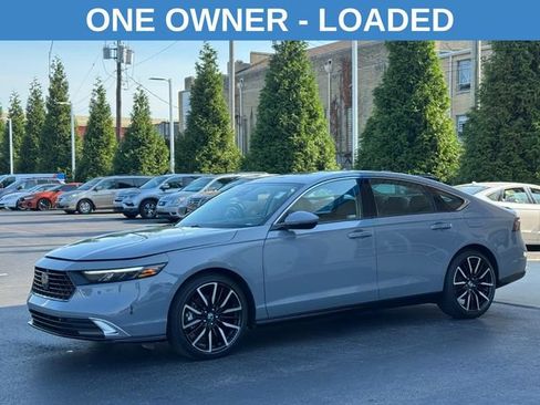 Certified 2023 Honda Accord Touring image 7