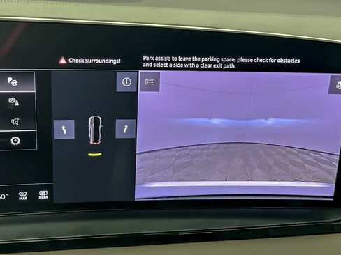 Used 2025 Audi Q6 e-tron Premium w/ Convenience Package image 19