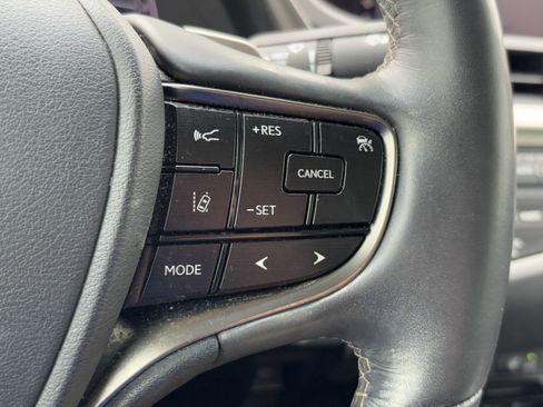 Used 2020 Lexus ES 350 w/ Accessory Package 2 FWD image 20
