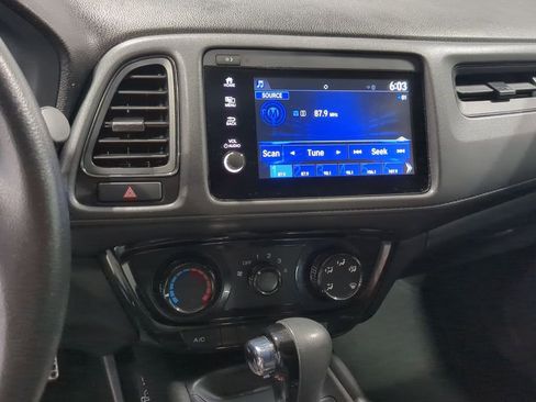 Used 2022 Honda HR-V Sport image 27