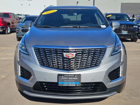 Used 2025 Cadillac XT5 Premium Luxury image 8
