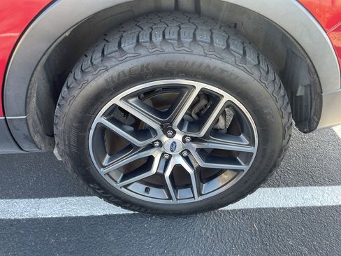 Used 2016 Ford Explorer Sport w/ Equipment Group 401A image 10