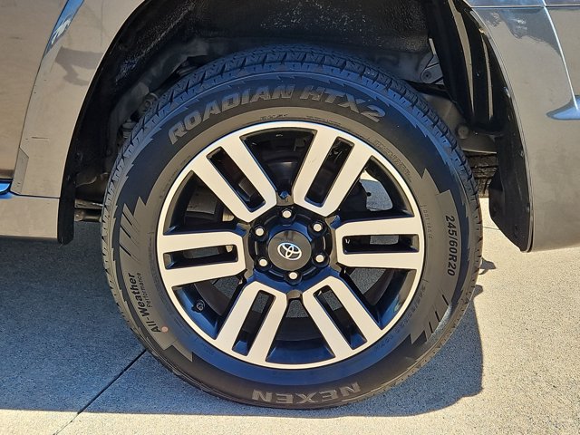 Used 2014 Toyota 4Runner Limited RWD image 25