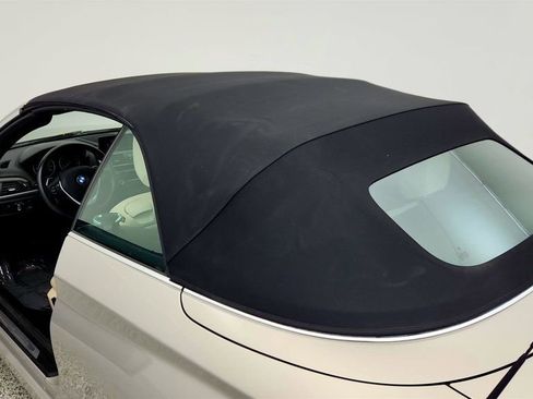Used 2016 BMW 228i xDrive Convertible image 10