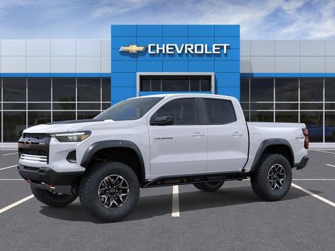 New 2026 Chevrolet Colorado ZR2 w/ Technology Package AWD/4WD image 2