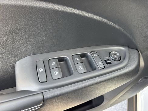 New 2026 Hyundai Venue SEL image 11