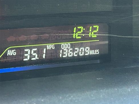 Used 2013 Toyota Prius V Two image 27