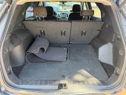 Used 2018 Chevrolet Equinox LT AWD/4WD image 32