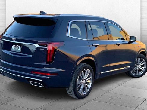 Certified 2025 Cadillac XT6 Premium Luxury image 13