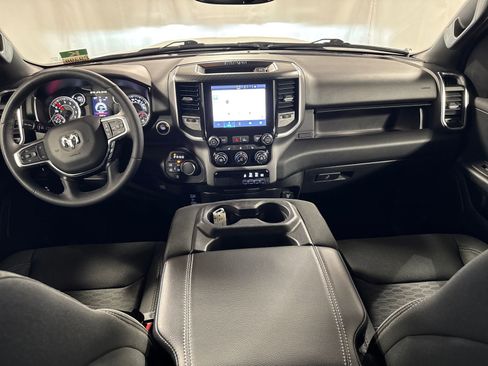 Used 2025 RAM 1500 Big Horn AWD/4WD image 4