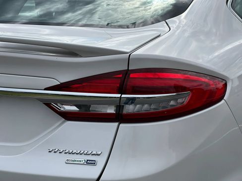 Used 2017 Ford Fusion Titanium AWD/4WD image 11