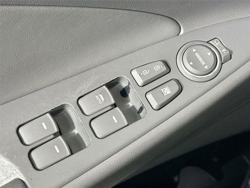 Used 2013 Hyundai Sonata GLS w/ Popular Equipment Pkg FWD image 21
