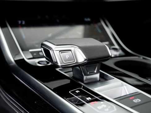 Certified 2025 Audi Q7 2.0T Premium Plus w/ Premium Plus Package image 18