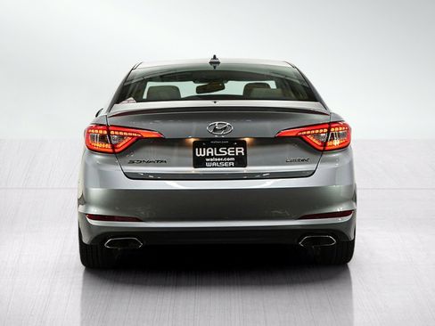 Used 2016 Hyundai Sonata Limited w/ Cargo Package FWD image 4