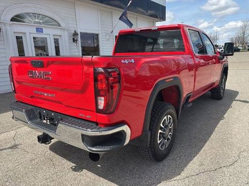 Used 2024 GMC Sierra 2500 SLE AWD/4WD image 5