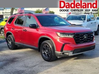 Used 2024 Honda Pilot TrailSport video 1